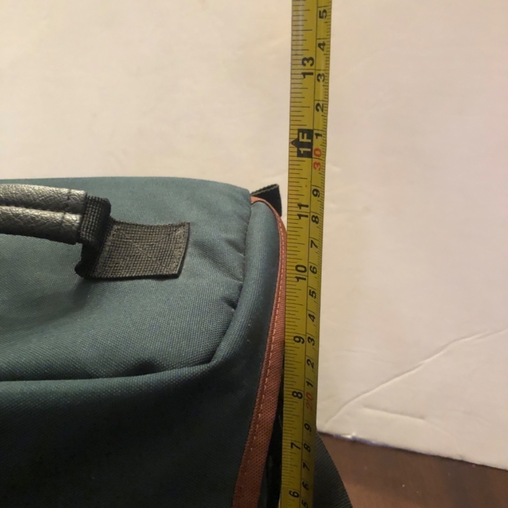 Video Camera Case. Lowe Pro. - Picture 7 of 9